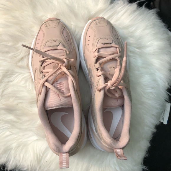 🆕NEW NIKE SHOES - Picture 4 of 8